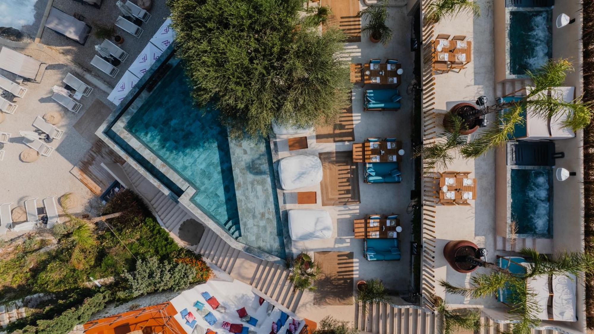 Maritim Marina Bay Resort Spa & Casino Adult Friendly Vlore Ngoại thất bức ảnh Aerial view of the hotel